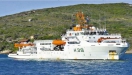 Navio oceanogrfico com rob submarino chega ao pas